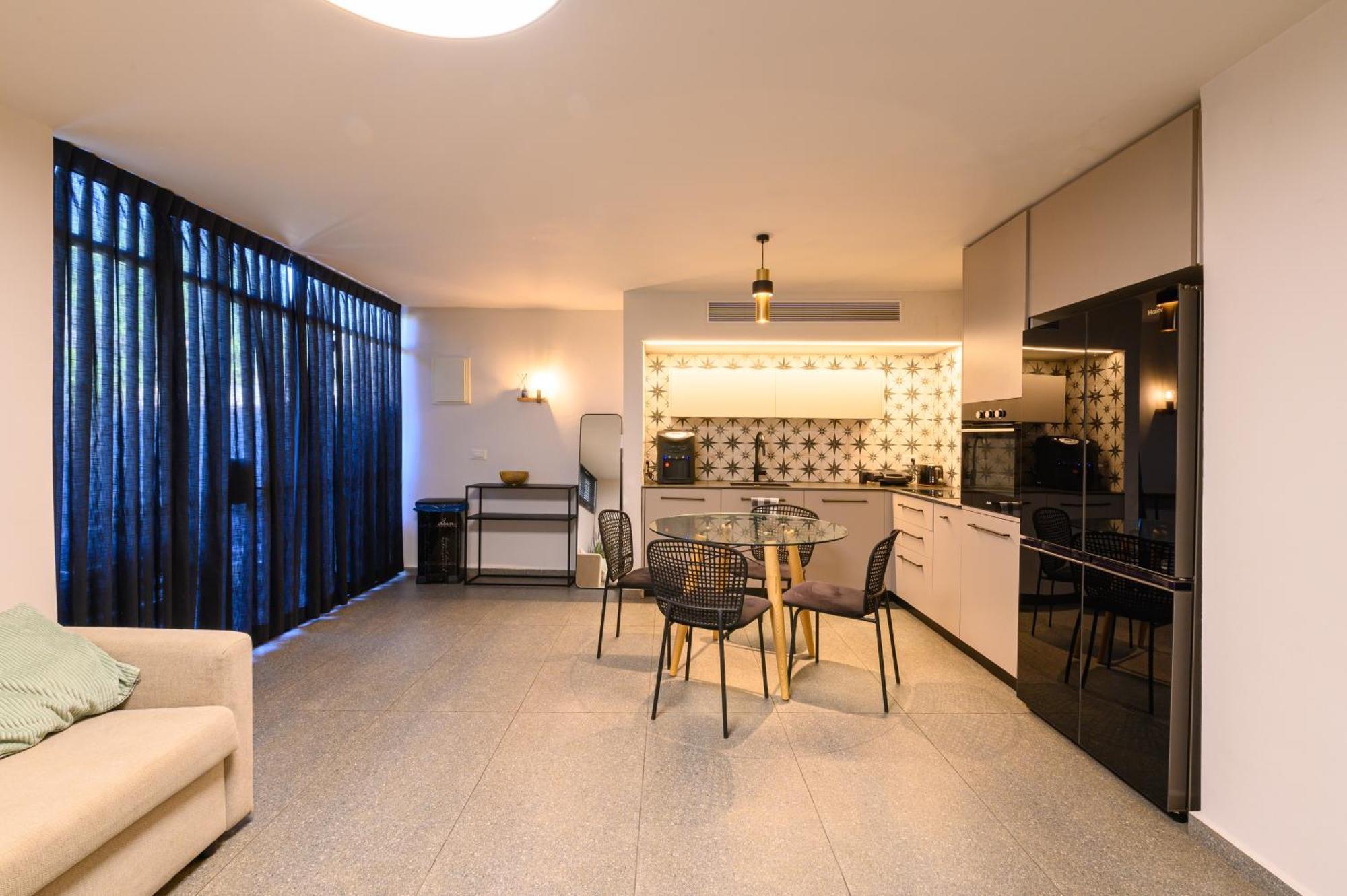 Rokah Luxury Villa At Ramat Hahayal เทลอาวีฟ ห้อง รูปภาพ
