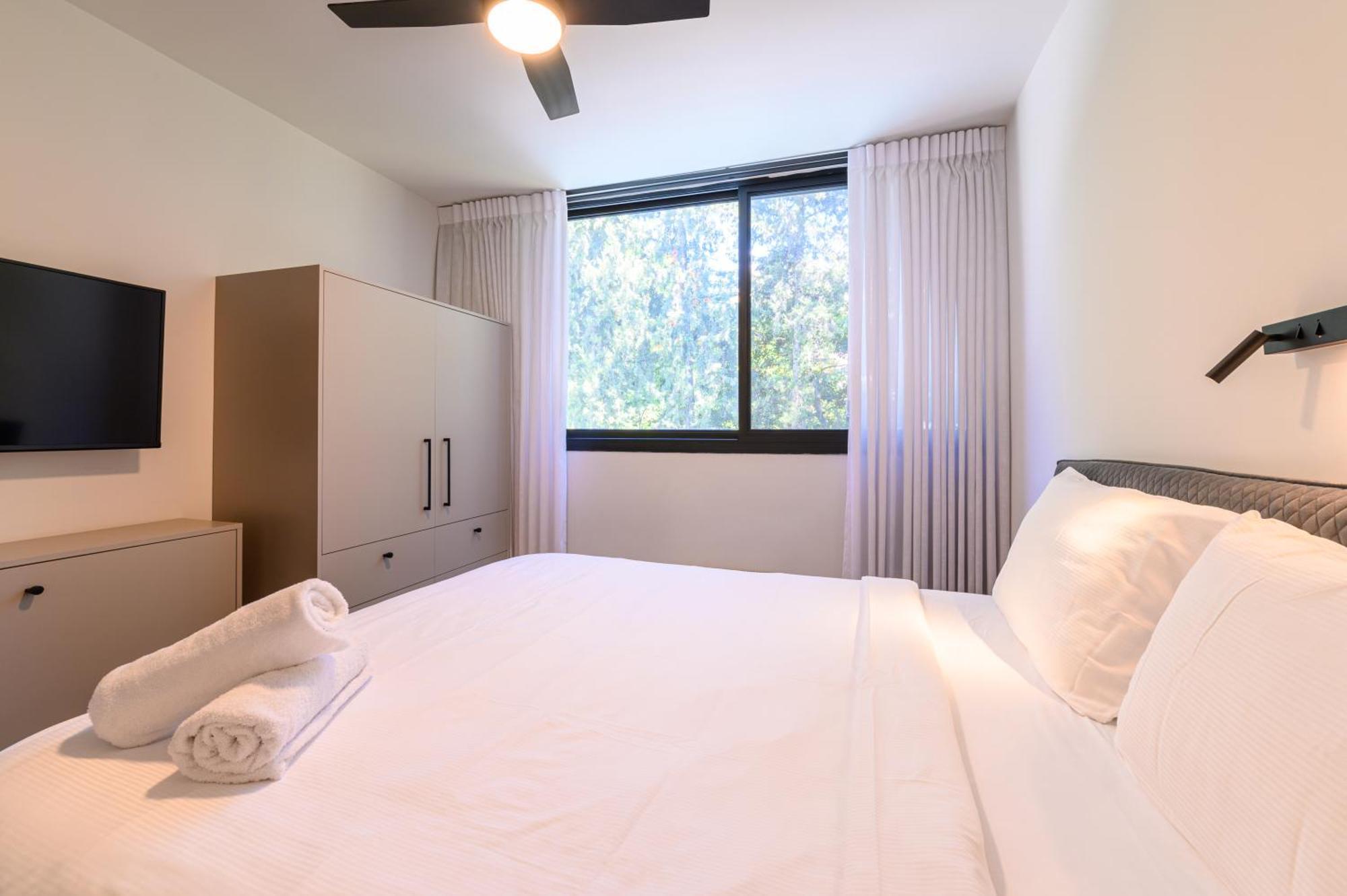 Rokah Luxury Villa At Ramat Hahayal เทลอาวีฟ ห้อง รูปภาพ